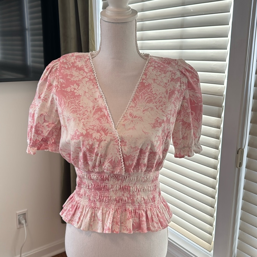 Wayf pink top size M
